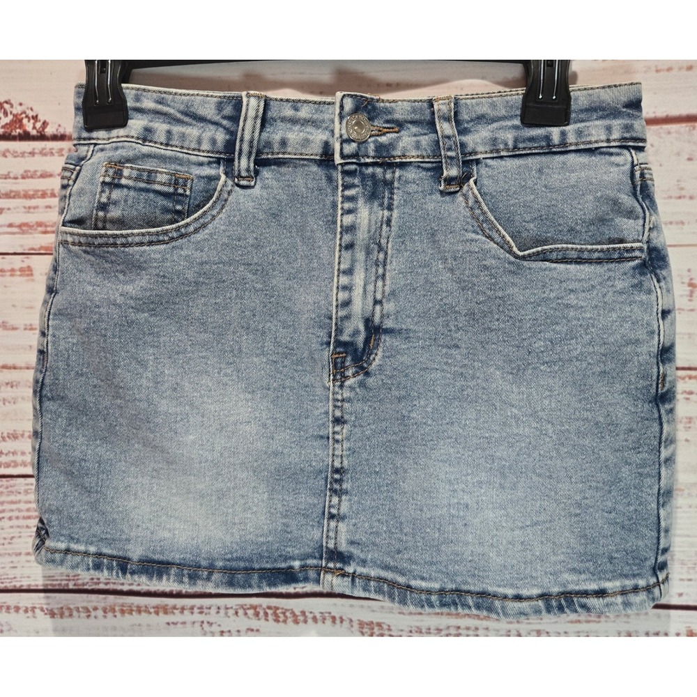 Women's Blue Denim Mini Skirt Size 4 NWOT Light Wash Stretch Cotton Blend